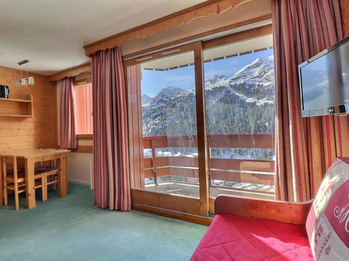 Studio Sur Les Pistes Avec Balcon, 4 Pers, Meribel - Fr-1-182-112 0*,  France