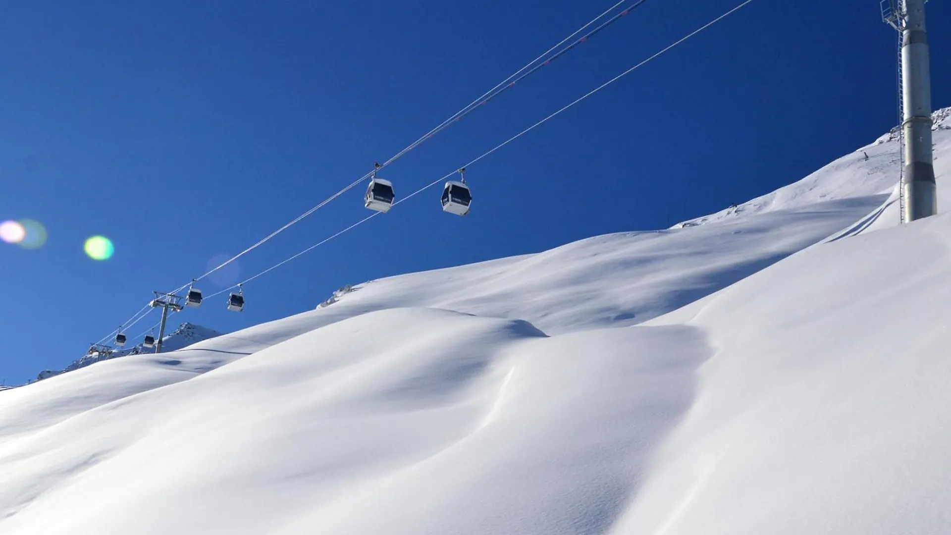 Studio Sur Les Pistes Avec Balcon, 4 Pers, Meribel - Fr-1-182-112 0*,  France